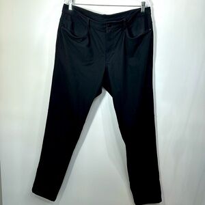 Lululemon Men’s Black pants size 36.